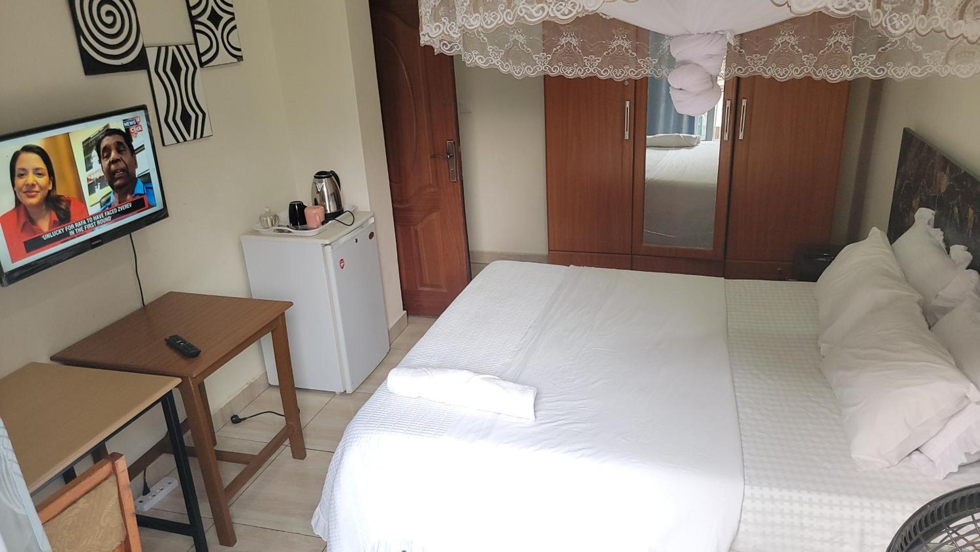 Puma Aparthotel - Nyarutarama คิกาลี ภายนอก รูปภาพ