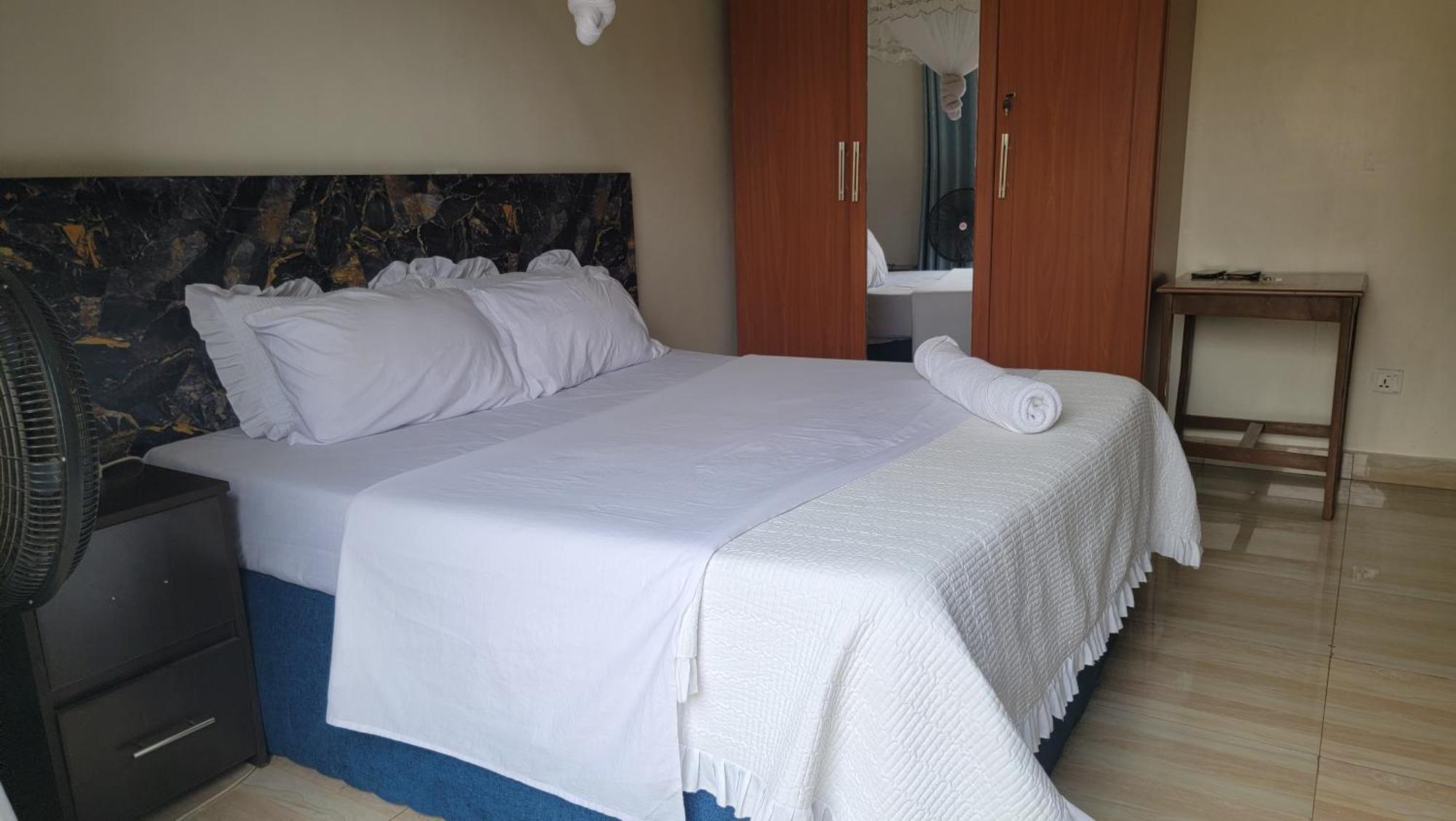Puma Aparthotel - Nyarutarama คิกาลี ภายนอก รูปภาพ