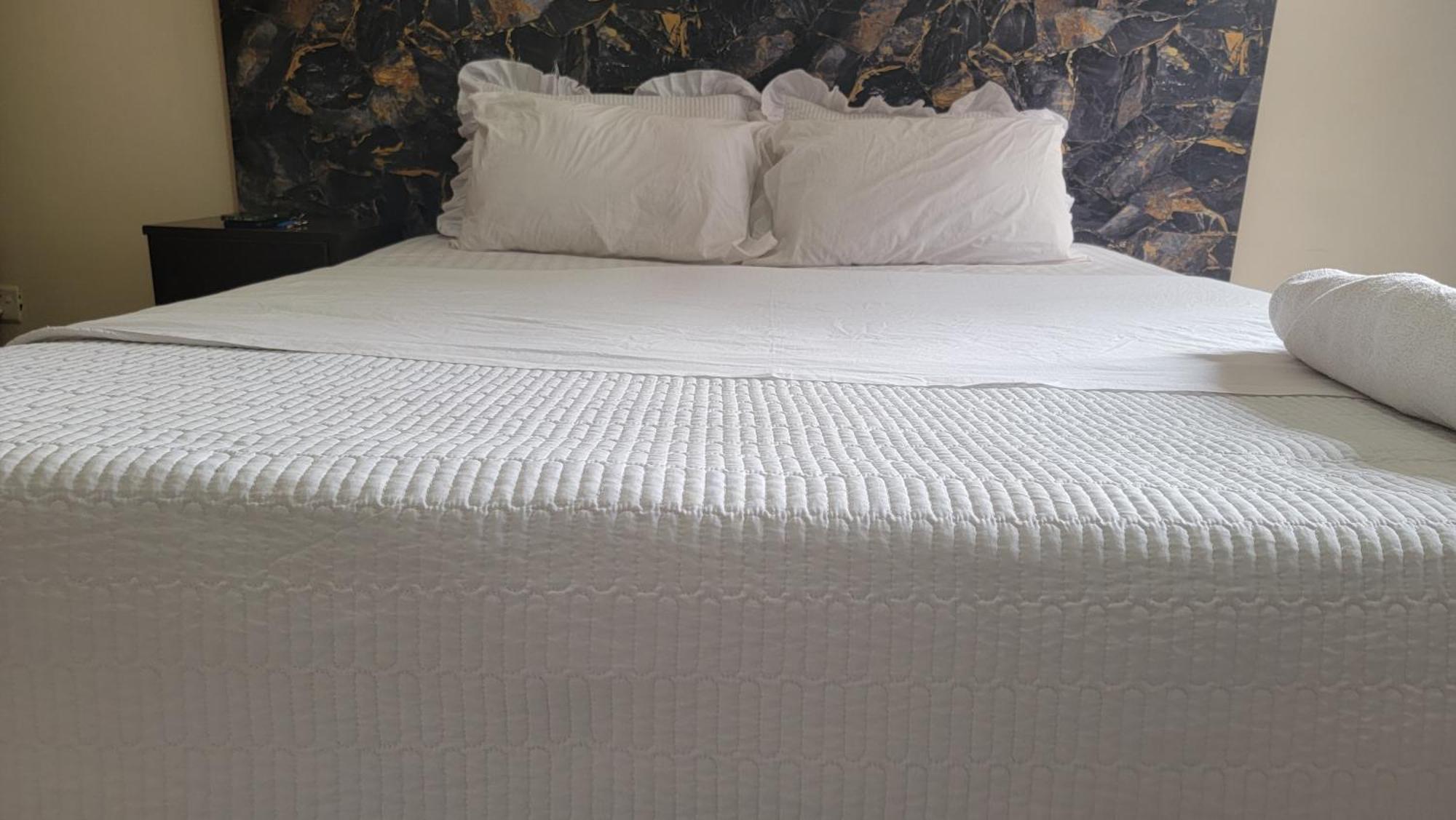 Puma Aparthotel - Nyarutarama คิกาลี ภายนอก รูปภาพ